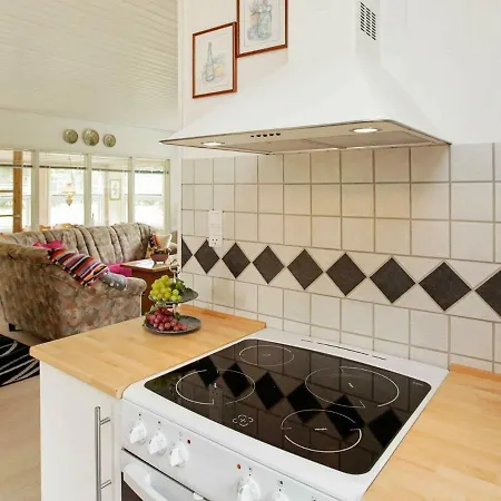 4 Person In Casa de Férias Hals